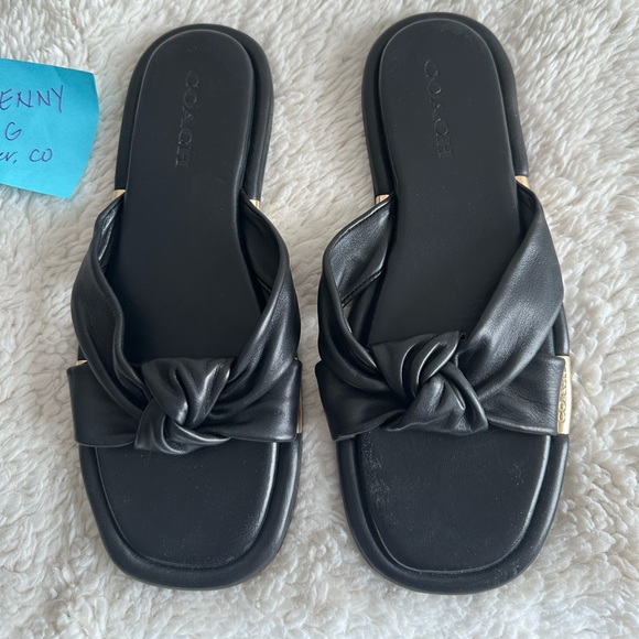 Coach slides - size 10 - VGUC - Picture 1 of 4